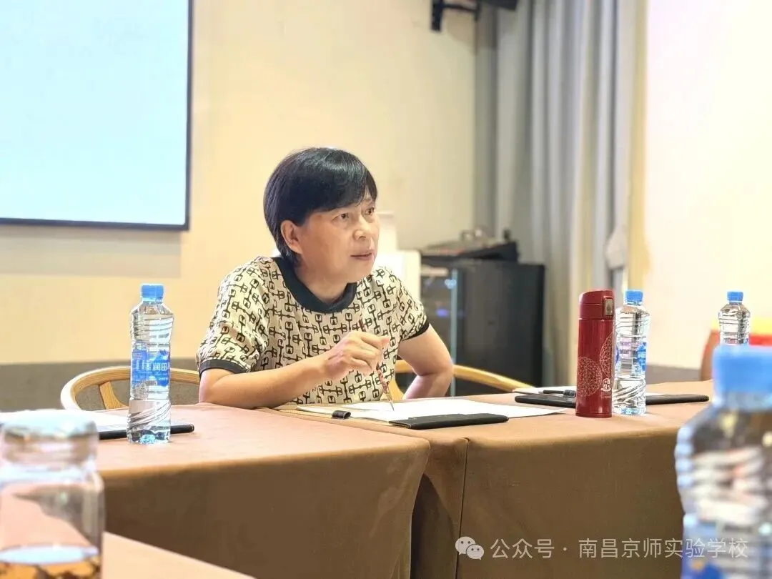 九龙湖一学校就开始着手2027届中考备考工作了!-第13张图片-四季读书网 九龙湖一学校就开始着手2027届中考备考工作了!-第13张图片-四季读书网