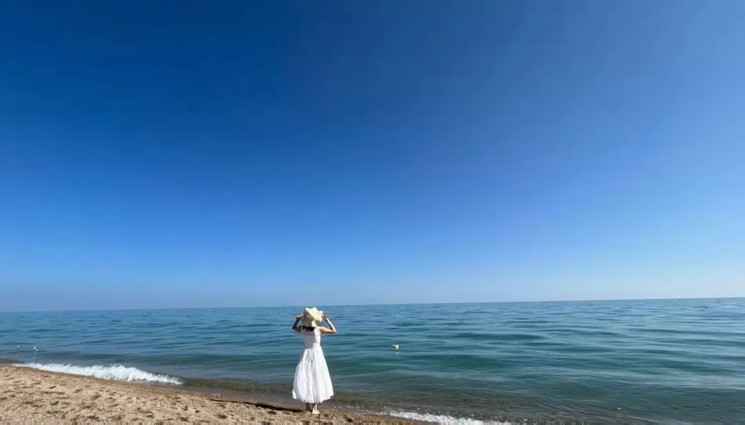 那个中考全县第一的女孩,没考上清北,却活成了最不慌张的样子-第5张图片-四季读书网