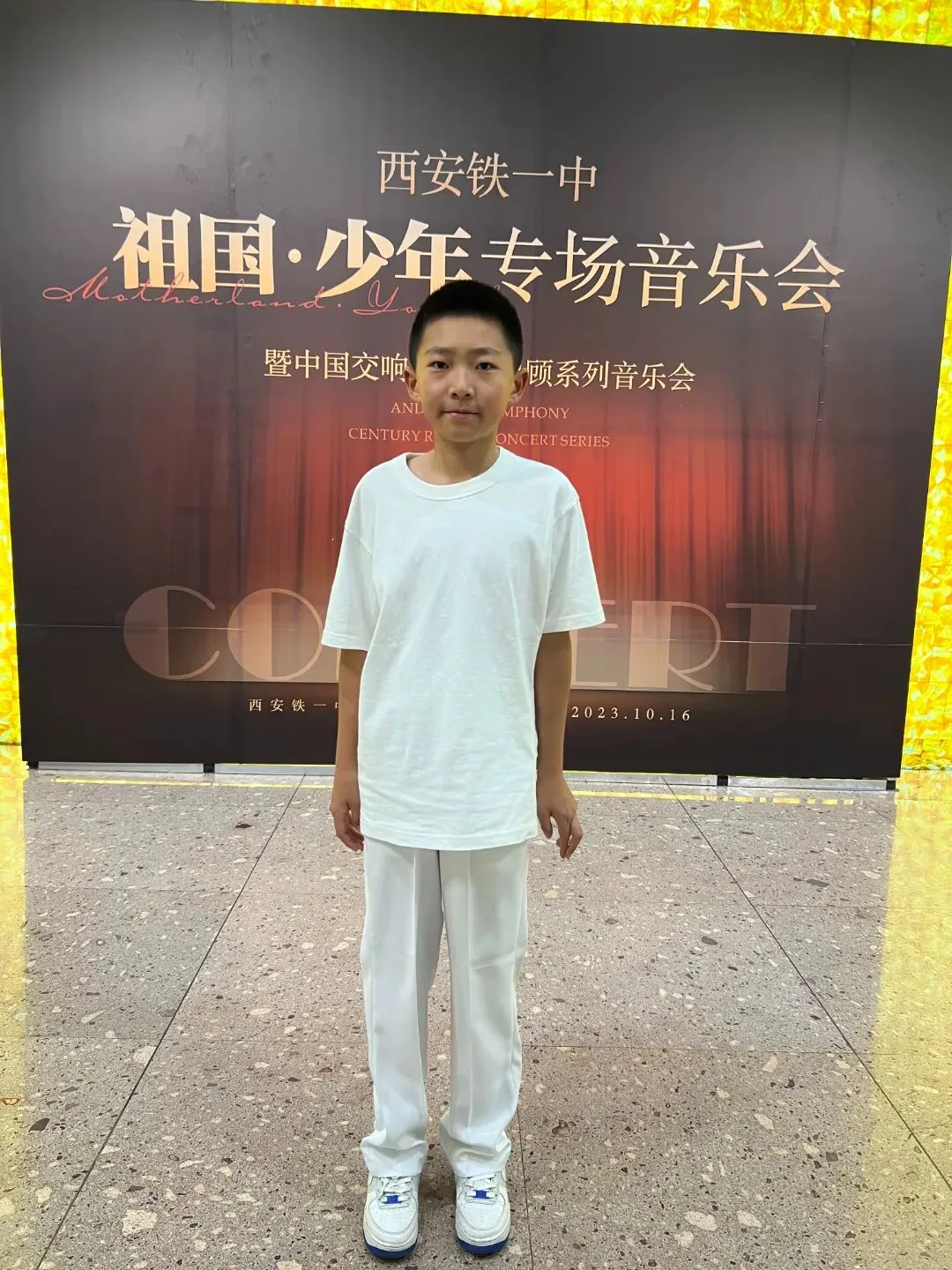 中考结束,我去了趟香港,有些目标,得先看见才会真的相信.-第21张图片-四季读书网