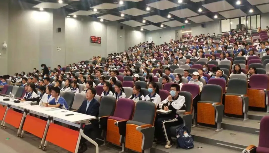 助力中考 | 龙高名师开讲啦!-第4张图片-四季读书网 助力中考 | 龙高名师开讲啦!-第4张图片-四季读书网
