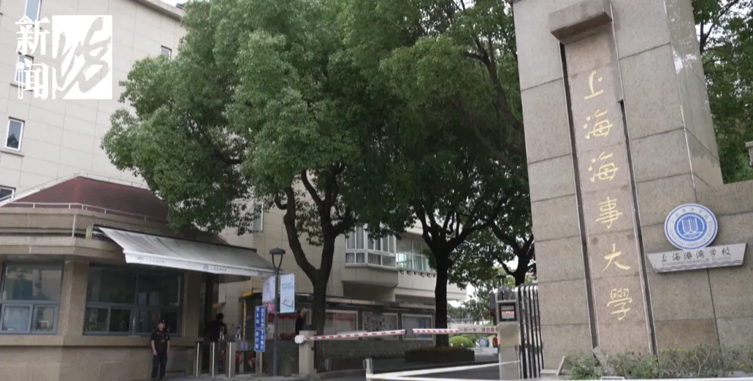 学霸女儿中考692.5分,名校毕业父母劝她放弃重点高中读中本贯通遭抵触,父亲刷完近十年数学试卷,给女儿算了一笔账-第4张图片-四季读书网 学霸女儿中考692.5分,名校毕业父母劝她放弃重点高中读中本贯通遭抵触,父亲刷完近十年数学试卷,给女儿算了一笔账-第4张图片-四季读书网