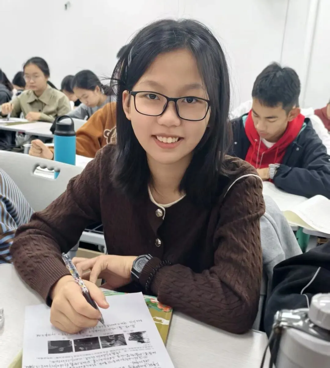 “锌”光孵出,作文满分①——中考语文120少女的思辨底色-第14张图片-四季读书网 “锌”光孵出,作文满分①——中考语文120少女的思辨底色-第14张图片-四季读书网
