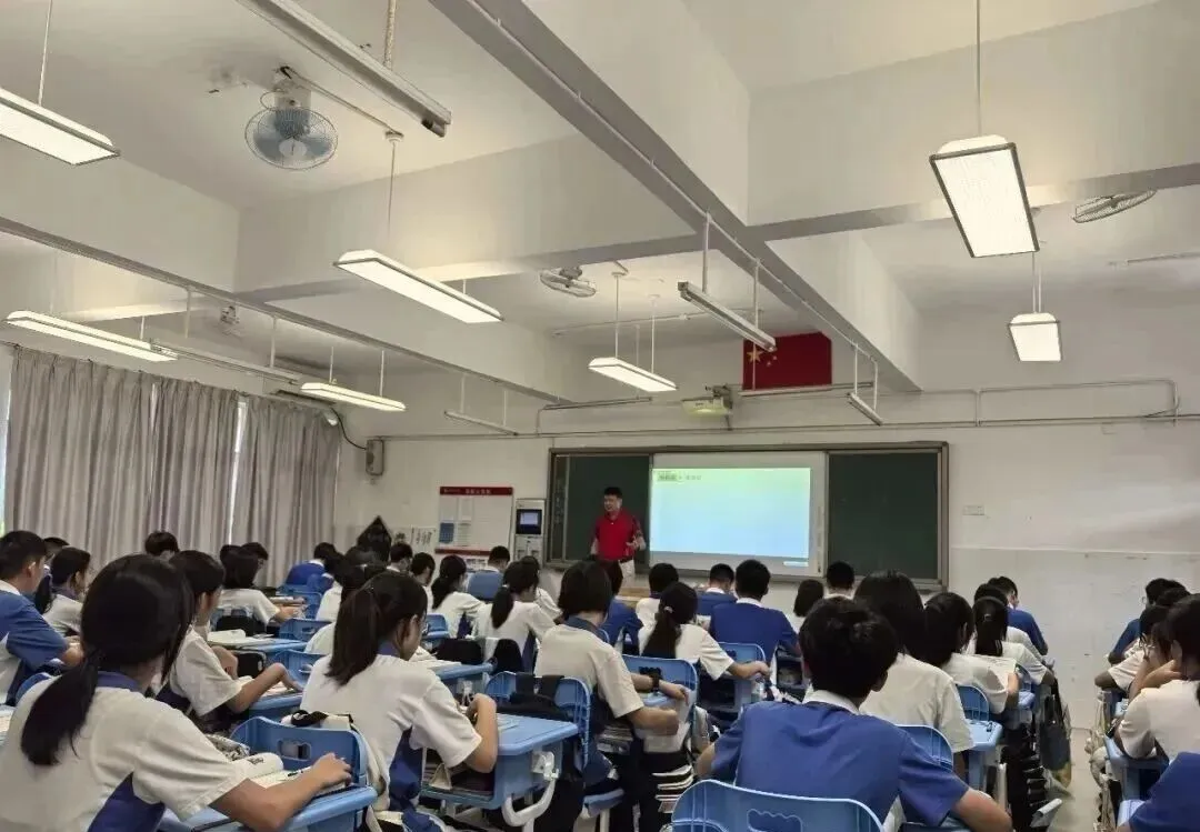初二收官做好铺垫,让孩子从容迎战深圳中考-第8张图片-四季读书网 初二收官做好铺垫,让孩子从容迎战深圳中考-第8张图片-四季读书网