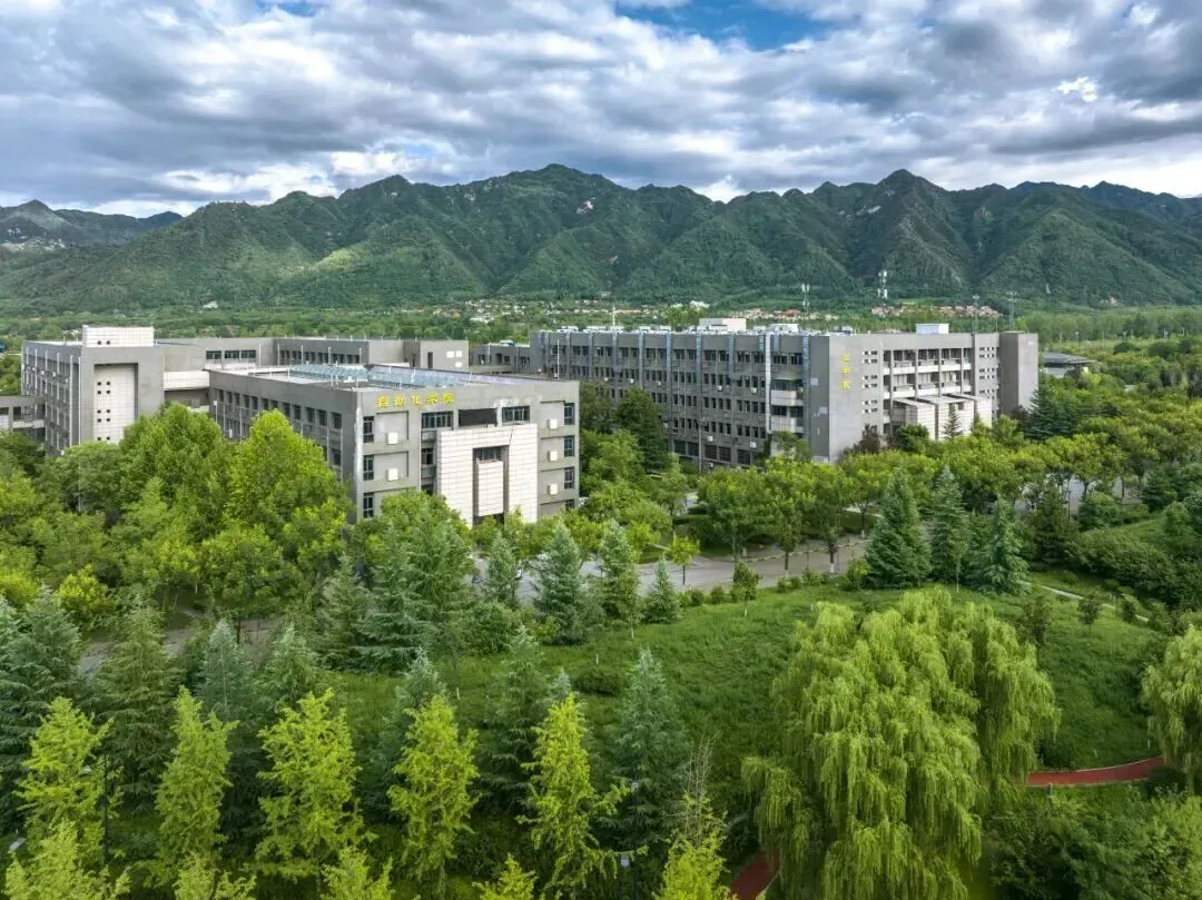 中考英语一轮复习 时文阅读(4)电影与戏剧-第1张图片-四季读书网