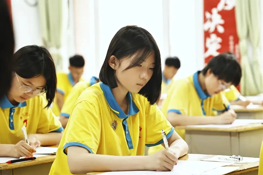 新学期启新程,全力以赴战2027中考-第3张图片-四季读书网