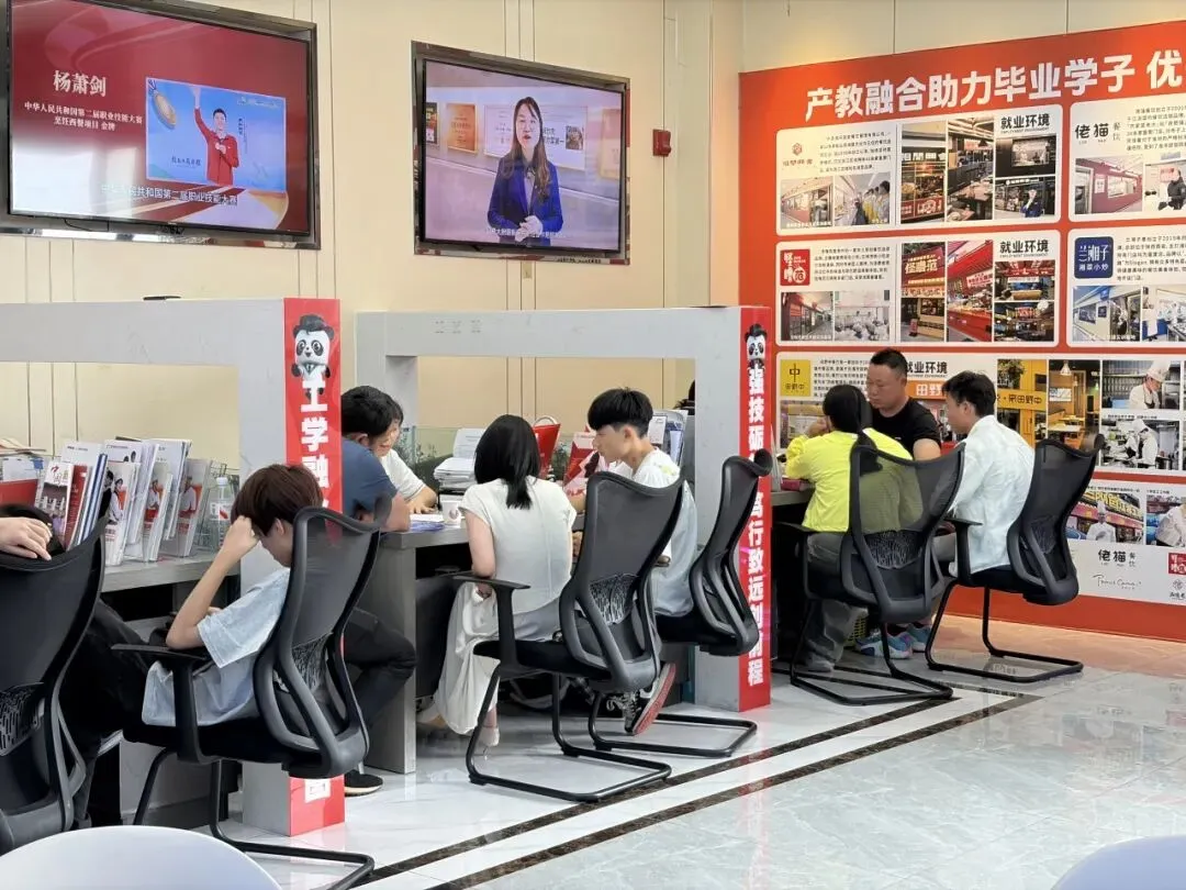 2026贵阳中考分数线、一分一段表公布!-第3张图片-四季读书网 2026贵阳中考分数线、一分一段表公布!-第3张图片-四季读书网