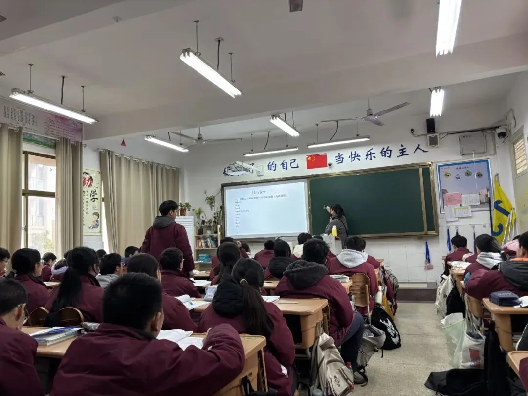 中考专栏•青年教师|青春砺教,筑梦初三 ——青年教师姚思敏、周旭-第7张图片-四季读书网 中考专栏•青年教师|青春砺教,筑梦初三 ——青年教师姚思敏、周旭-第7张图片-四季读书网