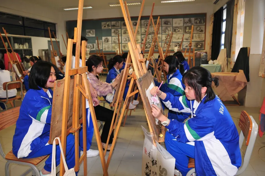 中考最高770+ 白云老牌民办华新学校,换帅后都有哪些新动作-第11张图片-四季读书网