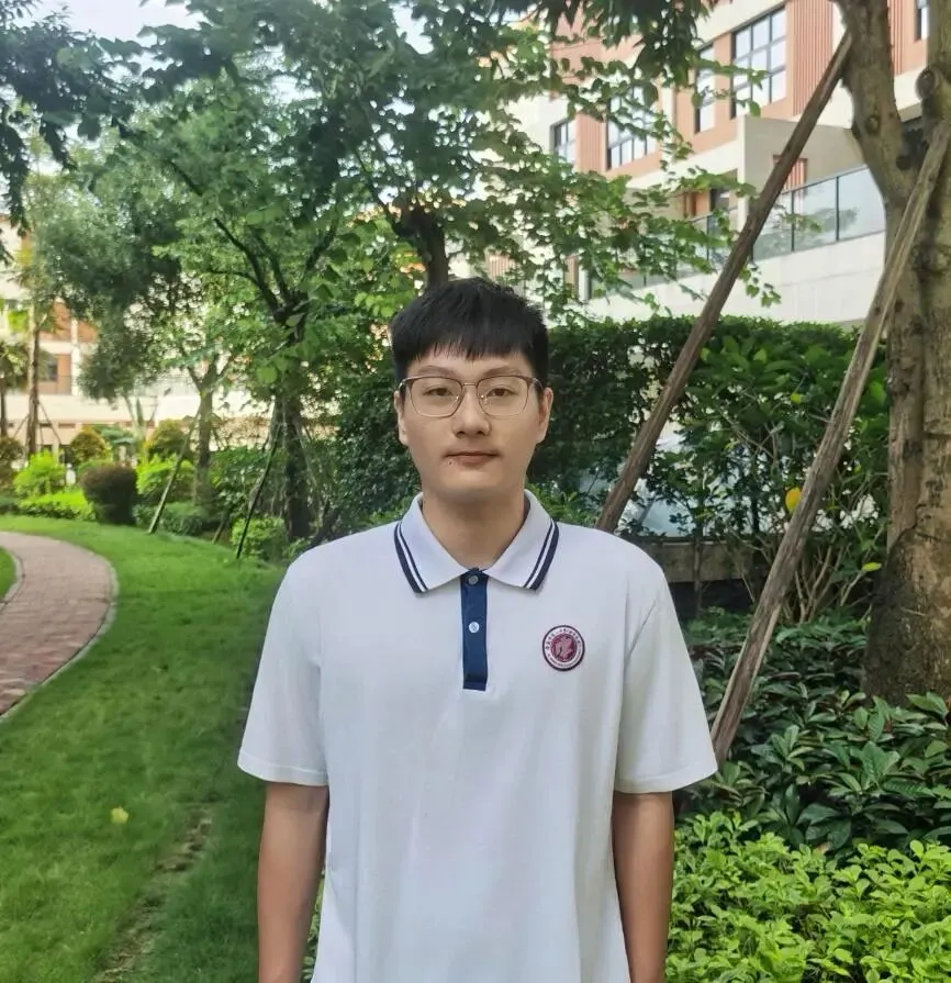 进步风采①|苏裔轩:从中考七百多名到高考六百多分-第1张图片-四季读书网