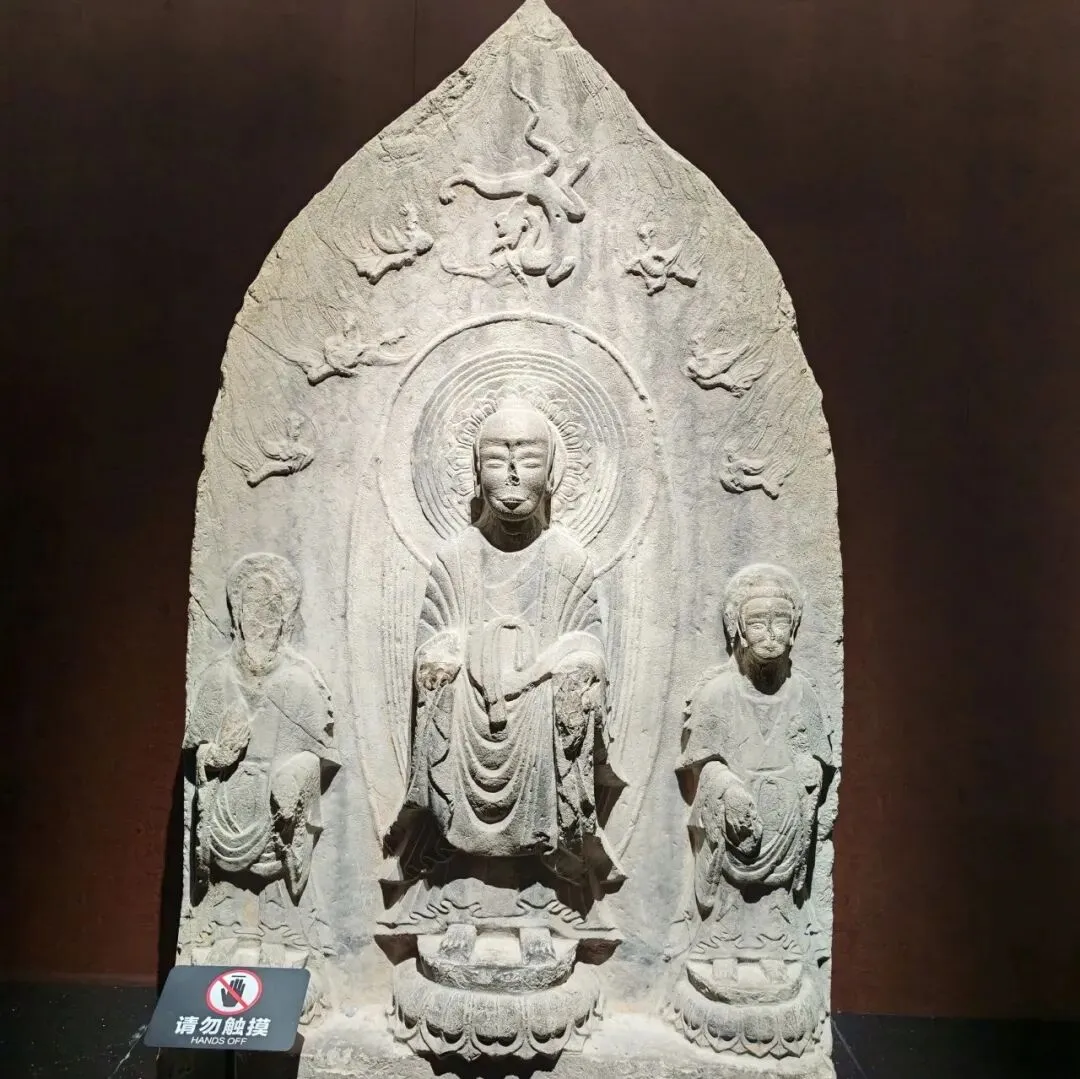 备战中考写作——命题作文“看,风景在变”-第10张图片-四季读书网 备战中考写作——命题作文“看,风景在变”-第10张图片-四季读书网