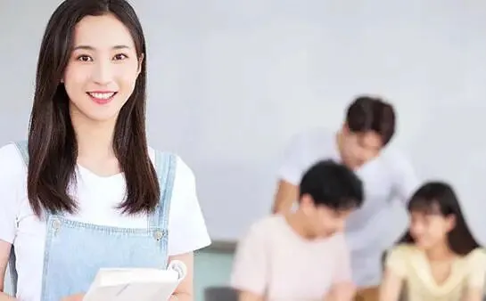 中考录取不如意?别急着妥协,2027再战,博文助你逆风翻盘!-第1张图片-四季读书网 中考录取不如意?别急着妥协,2027再战,博文助你逆风翻盘!-第1张图片-四季读书网