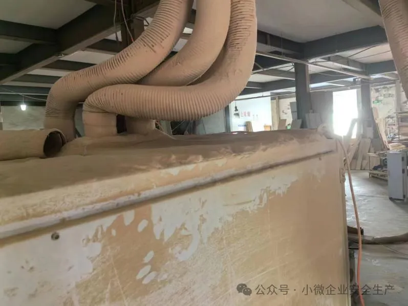 安全员模拟考试试卷(三)-第20张图片-四季读书网 安全员模拟考试试卷(三)-第20张图片-四季读书网