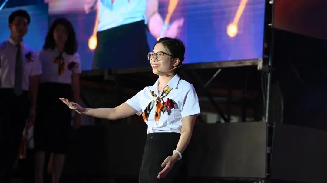 【2026暑期欢乐总动员暨中考庆功晚会】-第53张图片-四季读书网 【2026暑期欢乐总动员暨中考庆功晚会】-第53张图片-四季读书网