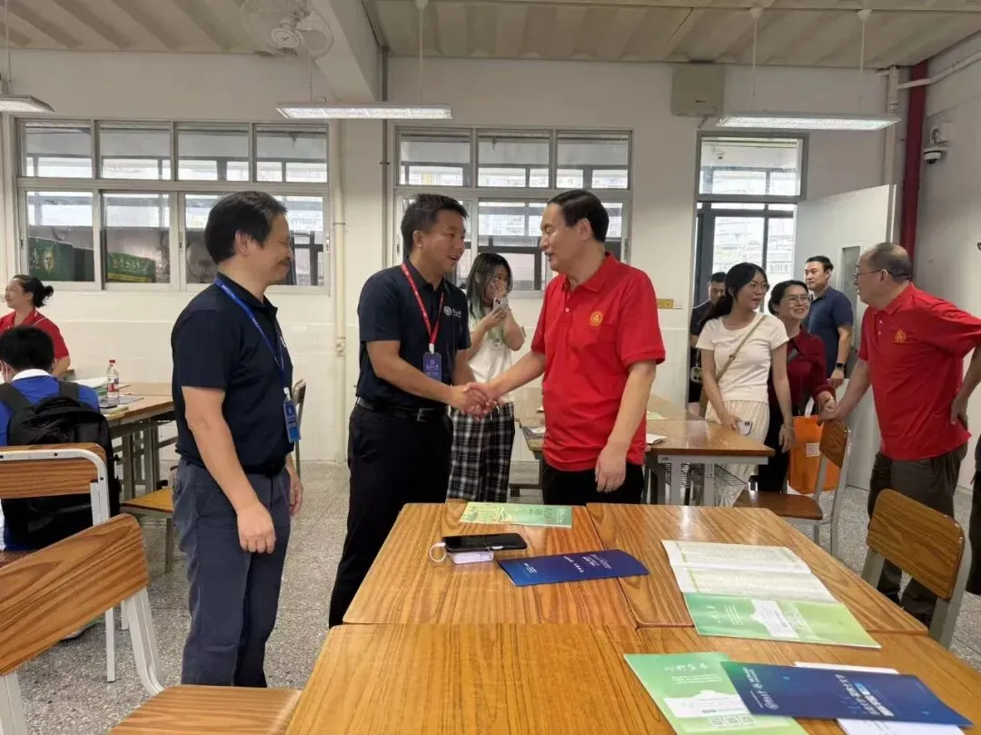 中考指引|跟着东大新生蹭饭图,认识广东名中学的“吴班”-第6张图片-四季读书网
