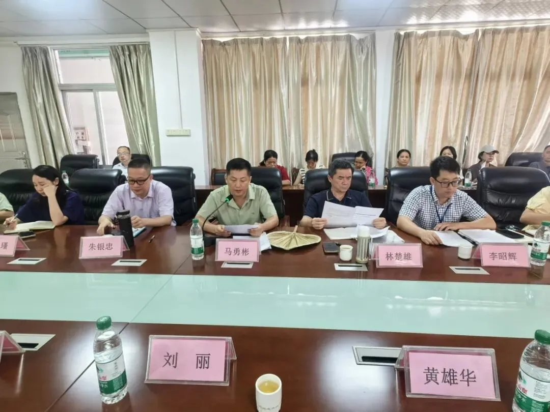 韶关市浈江区风采实验学校召开2026届中考复盘反思会-第3张图片-四季读书网