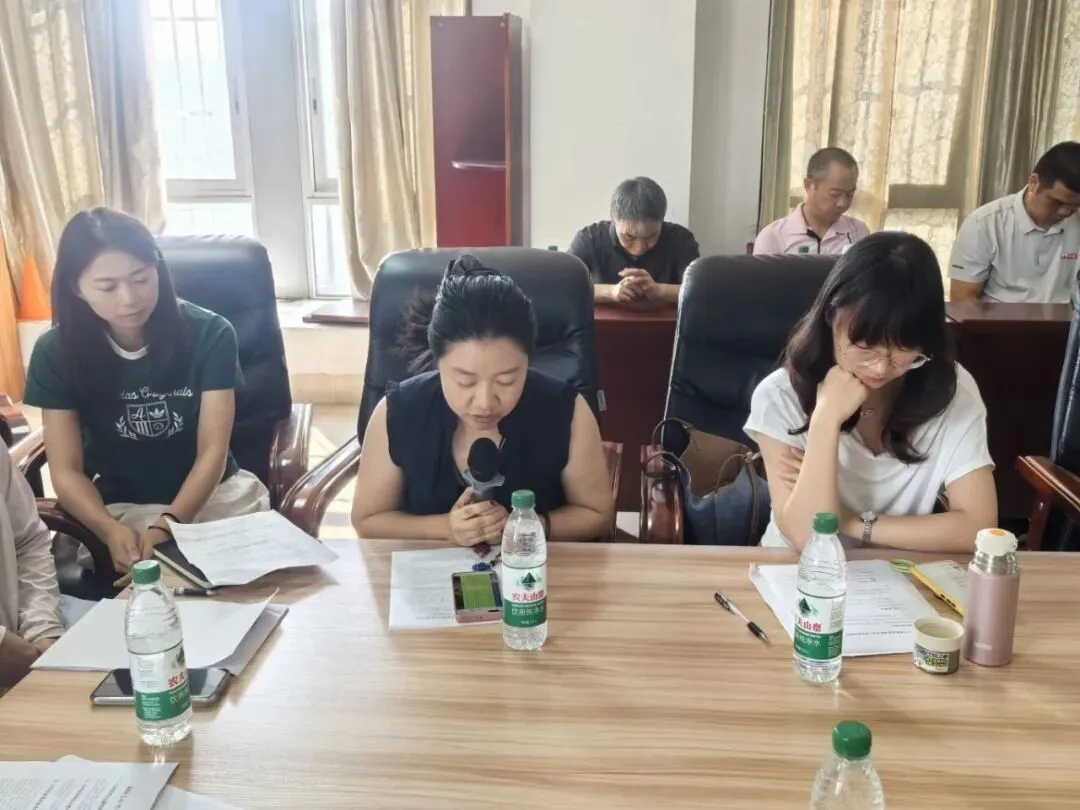 韶关市浈江区风采实验学校召开2026届中考复盘反思会-第5张图片-四季读书网
