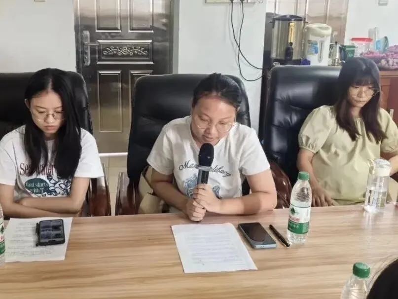 韶关市浈江区风采实验学校召开2026届中考复盘反思会-第6张图片-四季读书网