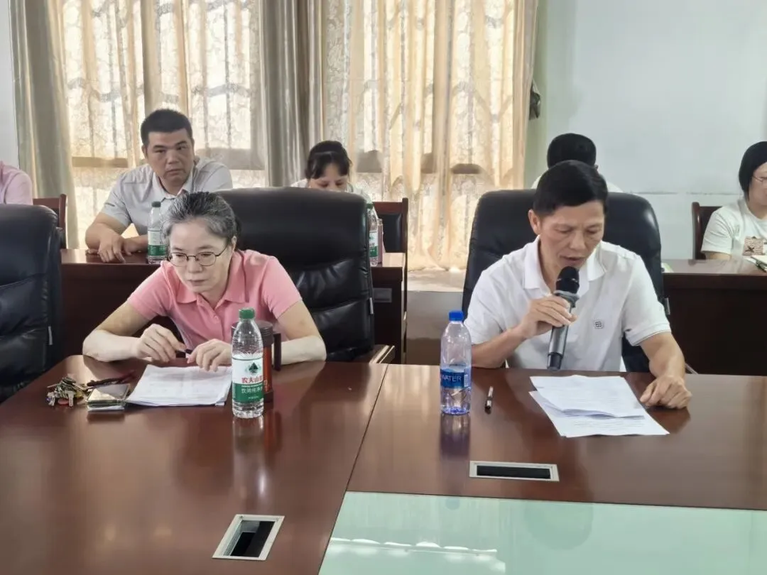 韶关市浈江区风采实验学校召开2026届中考复盘反思会-第8张图片-四季读书网