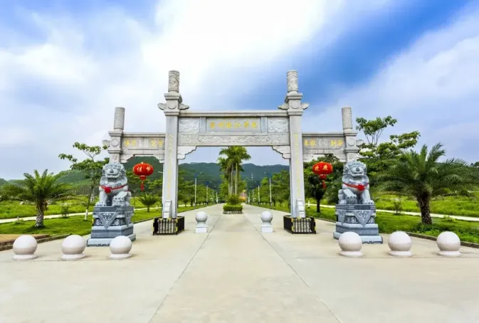 中考择校|惠州市华磐职业技术学校,医药特色专业可报(附2026招生计划)-第3张图片-四季读书网 中考择校|惠州市华磐职业技术学校,医药特色专业可报(附2026招生计划)-第3张图片-四季读书网