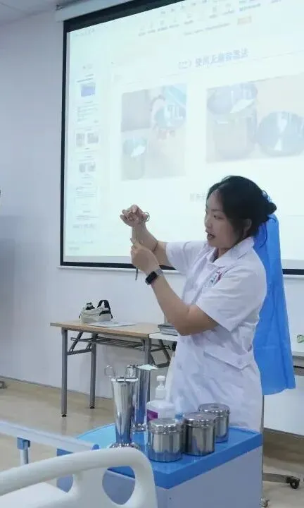 中考不是终点|在华商技工学校,我遇见了属于自己的滚烫未来-第20张图片-四季读书网