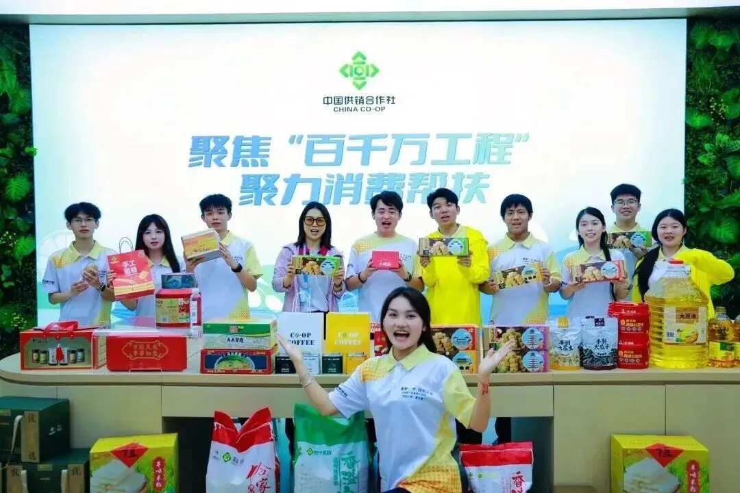 中考不是终点|在华商技工学校,我遇见了属于自己的滚烫未来-第23张图片-四季读书网