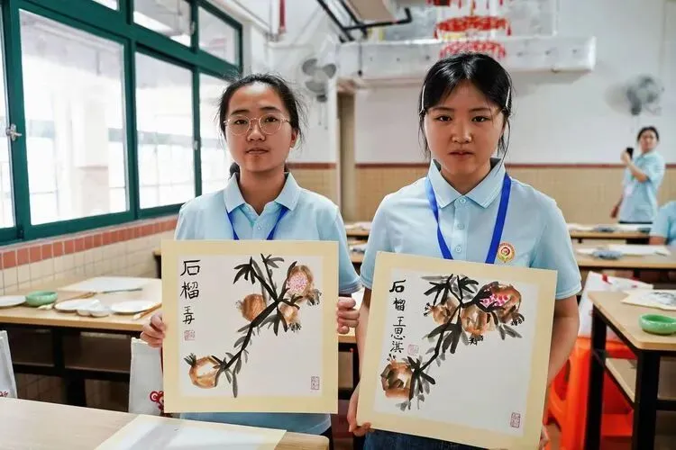 山海携手,石榴绽芳华 雷山二中 6 名中考优秀学子参与粤港澳夏令营-第16张图片-四季读书网 山海携手,石榴绽芳华 雷山二中 6 名中考优秀学子参与粤港澳夏令营-第16张图片-四季读书网