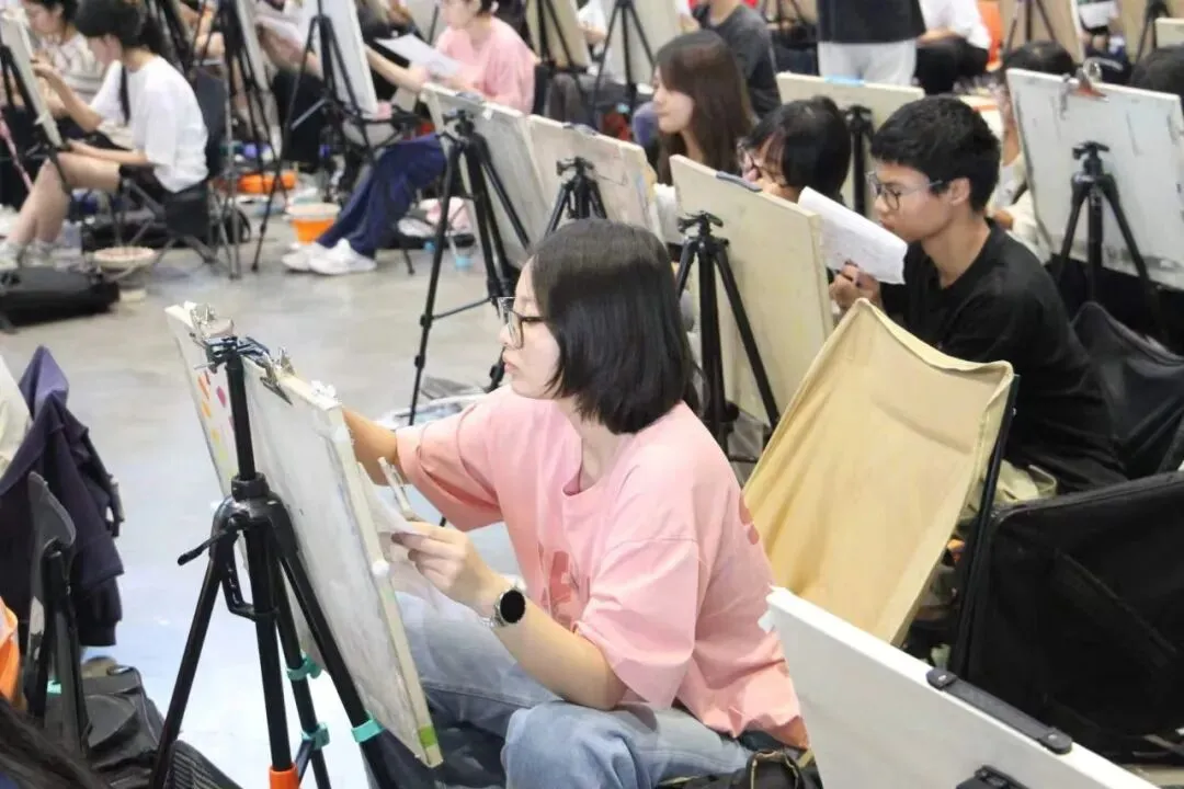 笔墨赴征途,模考砺初心|七号画室2026全省一模统考全纪实-第34张图片-四季读书网 笔墨赴征途,模考砺初心|七号画室2026全省一模统考全纪实-第34张图片-四季读书网