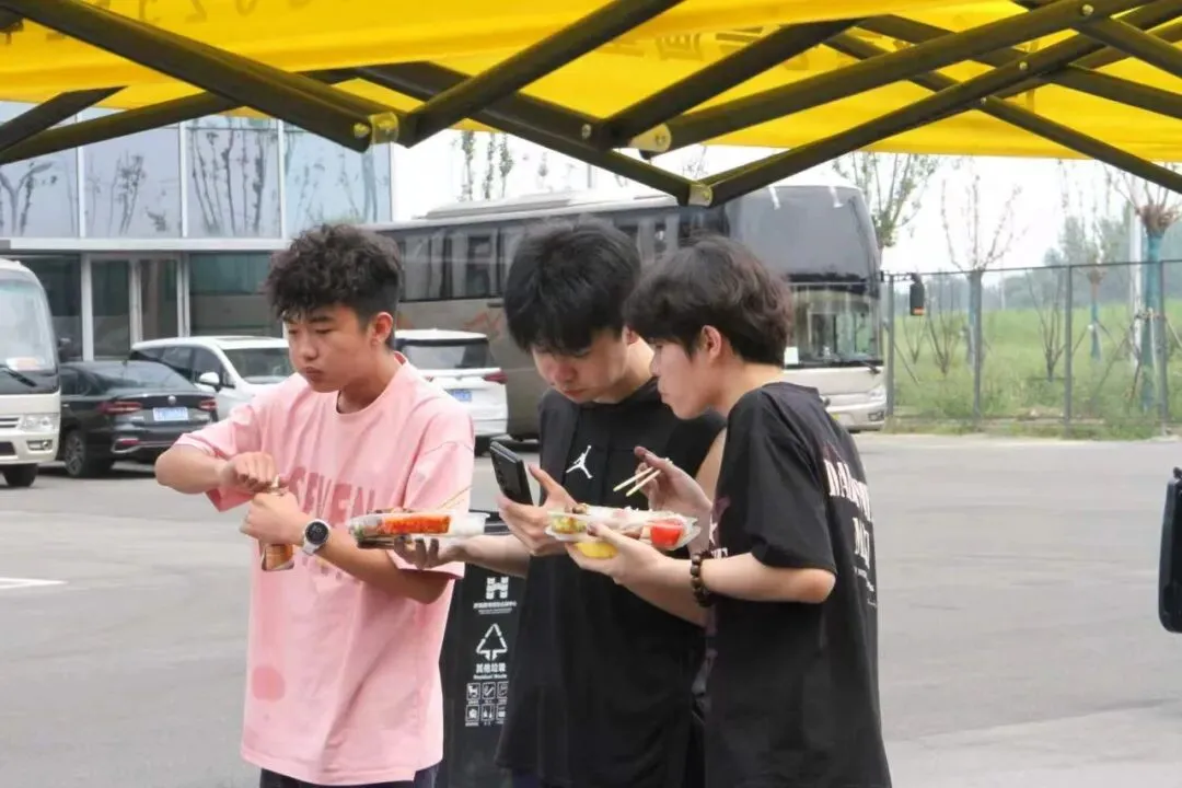 笔墨赴征途,模考砺初心|七号画室2026全省一模统考全纪实-第48张图片-四季读书网 笔墨赴征途,模考砺初心|七号画室2026全省一模统考全纪实-第48张图片-四季读书网
