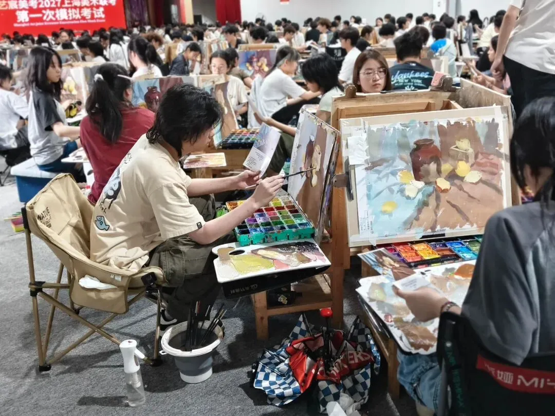 模考砺锋芒 逐梦正当时|博达学校2027上海美术首次模拟考试顺利举行-第23张图片-四季读书网 模考砺锋芒 逐梦正当时|博达学校2027上海美术首次模拟考试顺利举行-第23张图片-四季读书网