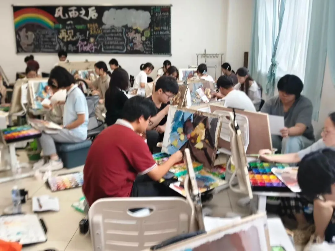 模考砺锋芒 逐梦正当时|博达学校2027上海美术首次模拟考试顺利举行-第25张图片-四季读书网 模考砺锋芒 逐梦正当时|博达学校2027上海美术首次模拟考试顺利举行-第25张图片-四季读书网
