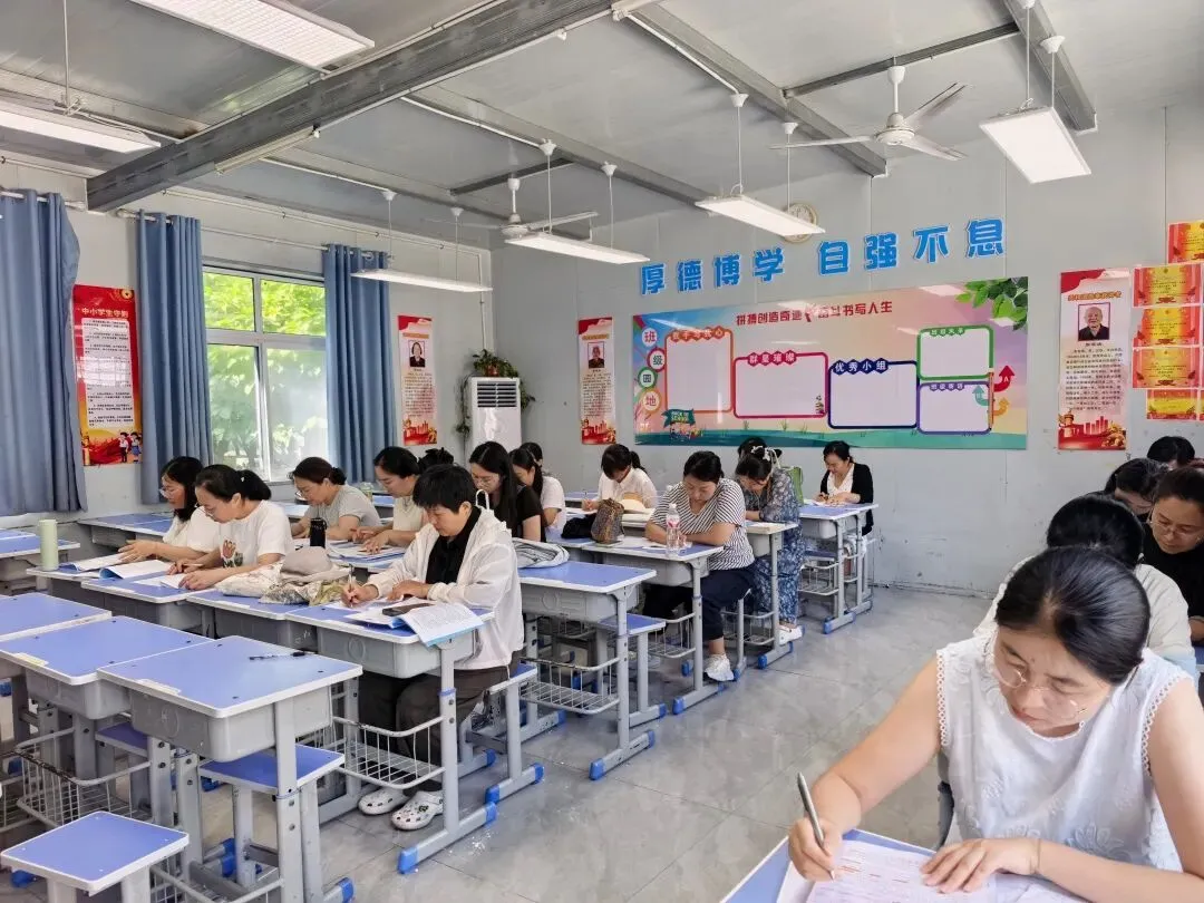 8.25学课标,做真题,明方向-第1张图片-四季读书网