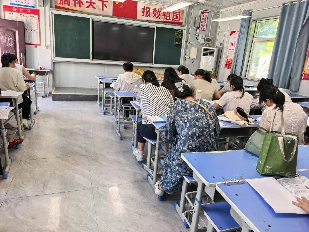 8.25学课标,做真题,明方向-第6张图片-四季读书网