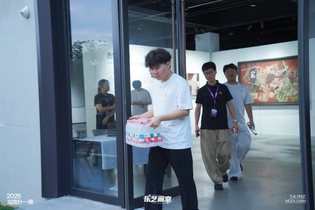 乐艺画室2026第一次模拟考试纪实-第14张图片-四季读书网 乐艺画室2026第一次模拟考试纪实-第14张图片-四季读书网