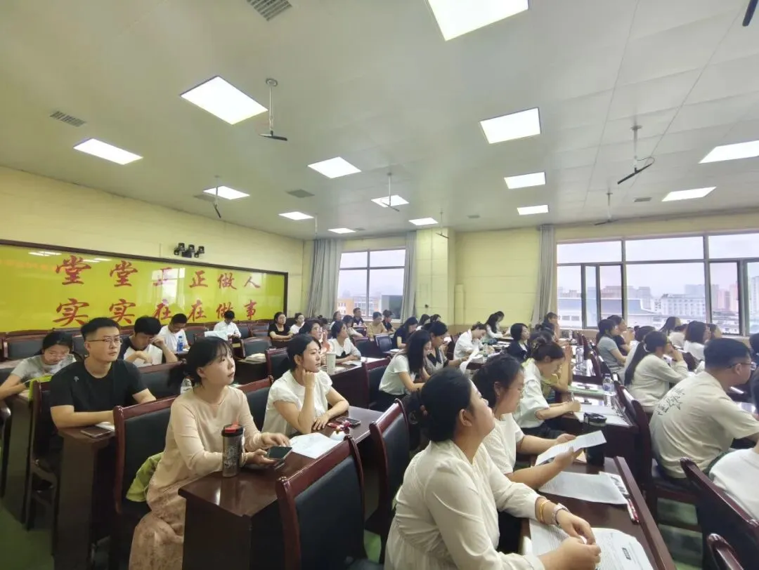 研真题明方向,赛技能促成长——延吉市第一高级中学2026年度90后青年教师讲高考题大赛圆满落幕-第18张图片-四季读书网 研真题明方向,赛技能促成长——延吉市第一高级中学2026年度90后青年教师讲高考题大赛圆满落幕-第18张图片-四季读书网