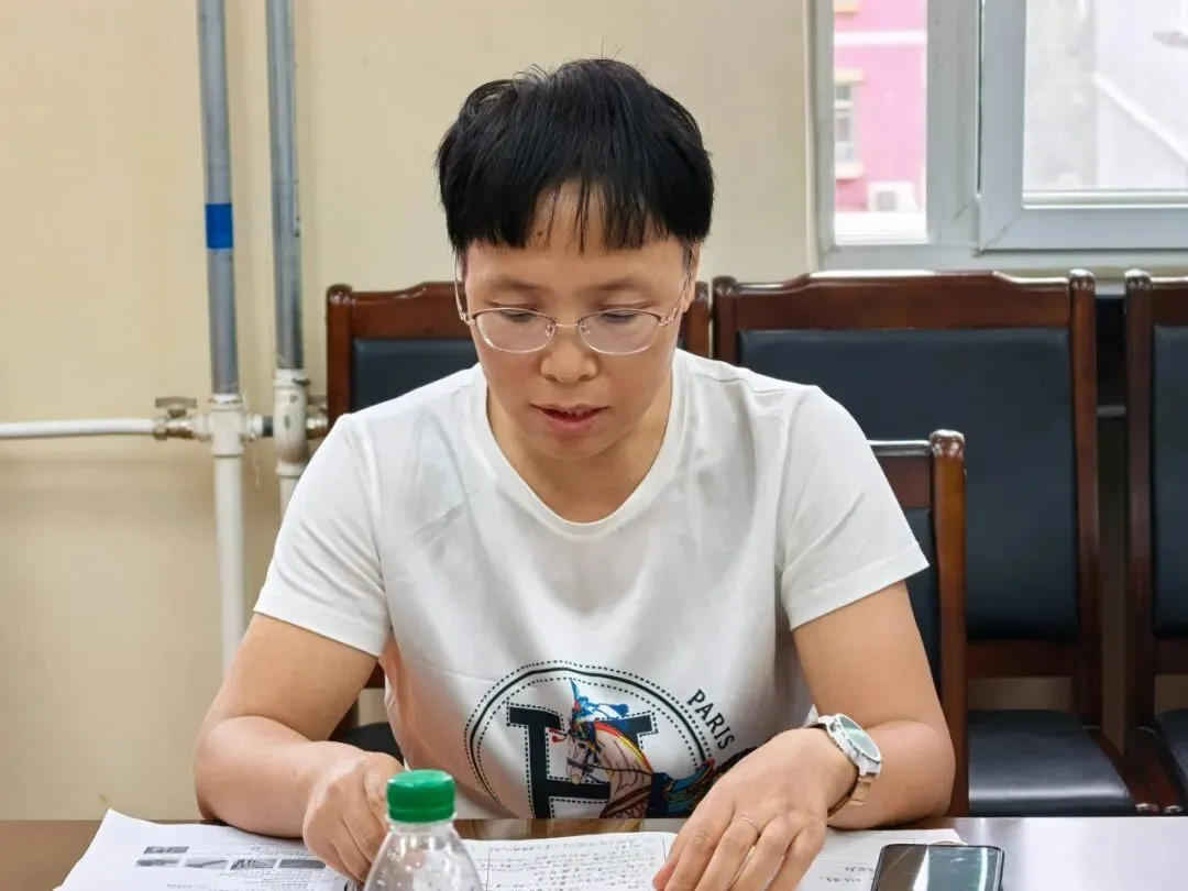 凝心聚力备中考,精准施策创佳绩——我校召开初三中考备考工作会-第5张图片-四季读书网 凝心聚力备中考,精准施策创佳绩——我校召开初三中考备考工作会-第5张图片-四季读书网