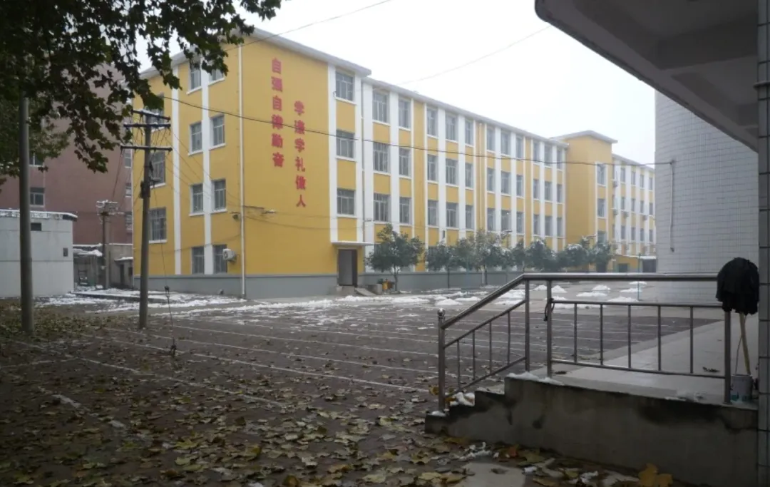 2026年济南全市中考成绩出炉,西部一强多极格局出现,教育兴正在全面加速-第4张图片-四季读书网