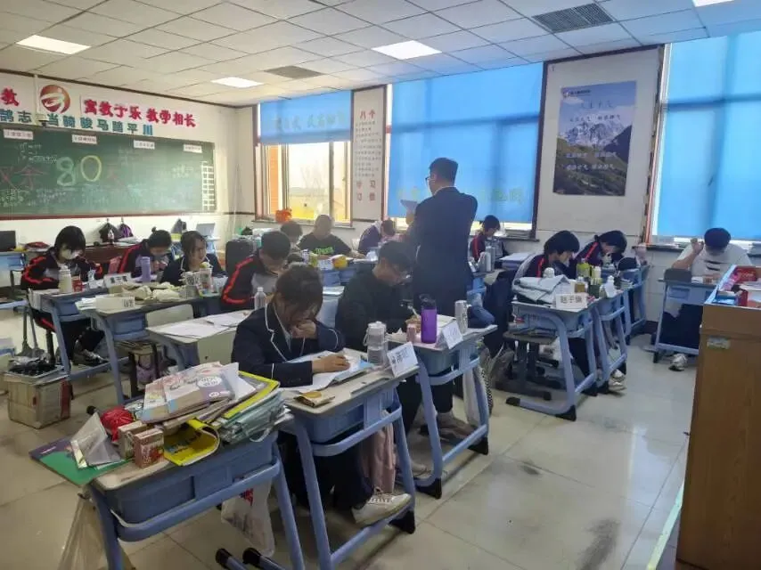 向27年中考发起前瞻性冲刺-中考全托全年班-第7张图片-四季读书网 向27年中考发起前瞻性冲刺-中考全托全年班-第7张图片-四季读书网