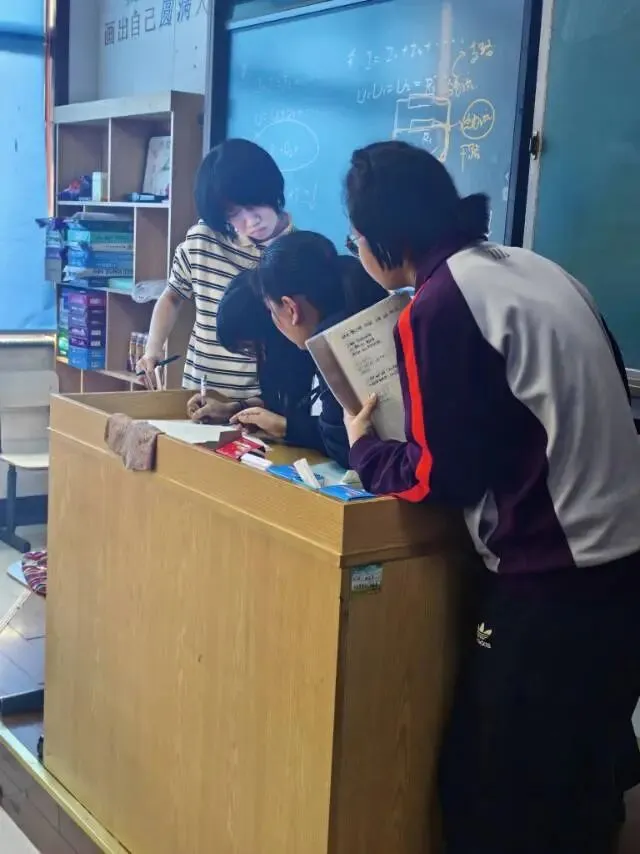 向27年中考发起前瞻性冲刺-中考全托全年班-第10张图片-四季读书网 向27年中考发起前瞻性冲刺-中考全托全年班-第10张图片-四季读书网