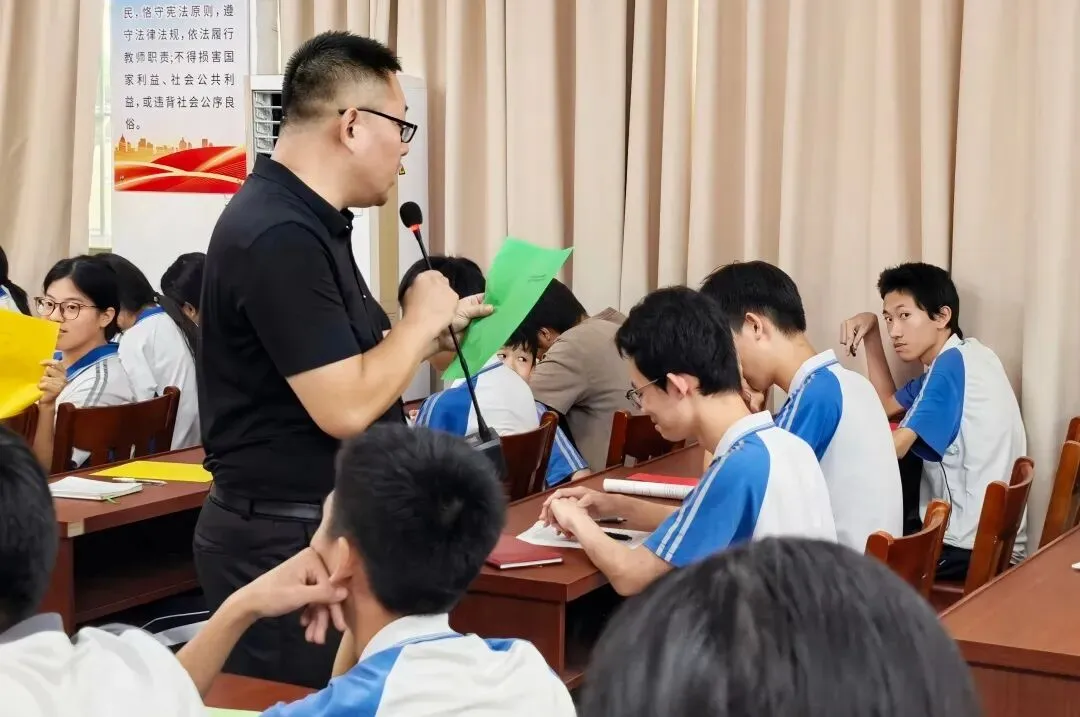 为心赋能,赢战中考!——普宁市城东中学开展中考考前减压赋能体验式心理活动-第9张图片-四季读书网