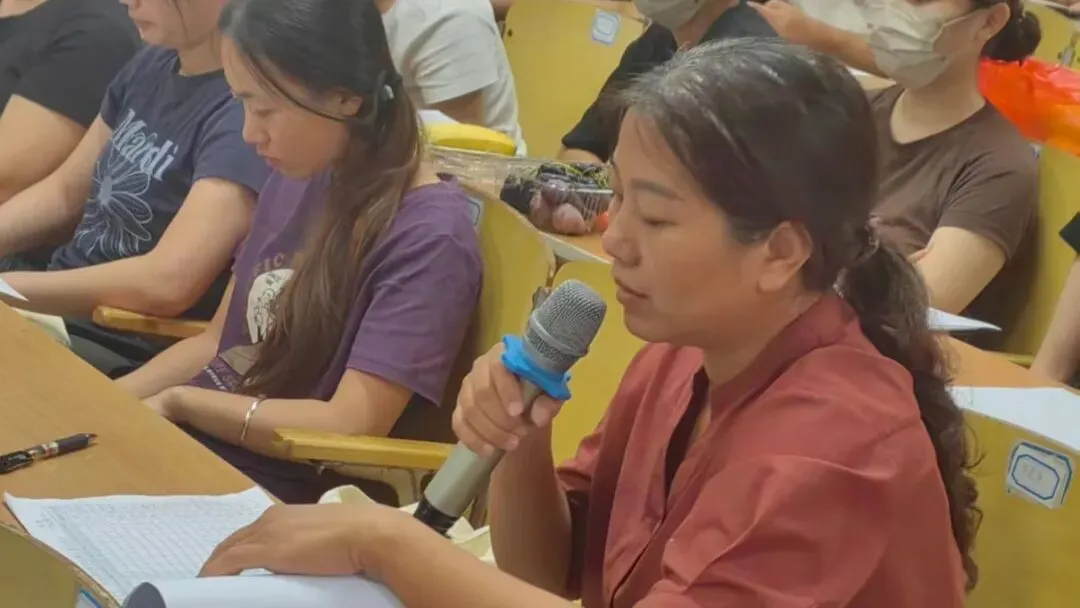 聚焦中考 精准施策|合浦县第四中学召开2027届第一次中考备考会议-第4张图片-四季读书网 聚焦中考 精准施策|合浦县第四中学召开2027届第一次中考备考会议-第4张图片-四季读书网