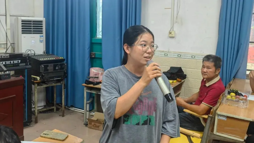 聚焦中考 精准施策|合浦县第四中学召开2027届第一次中考备考会议-第7张图片-四季读书网 聚焦中考 精准施策|合浦县第四中学召开2027届第一次中考备考会议-第7张图片-四季读书网