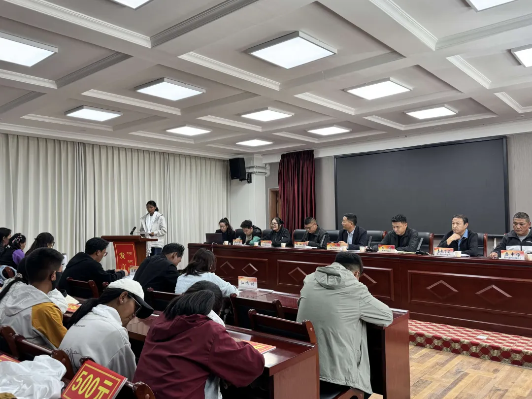江嘎镇组织召开全镇教育工作会议暨小考 中考优秀毕业生一次性奖励资金发放仪式-第6张图片-四季读书网