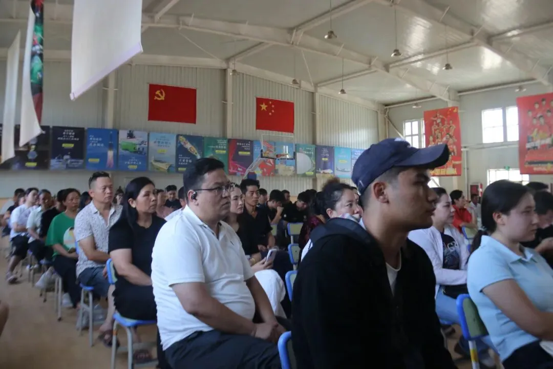 凝心聚力迎中考 家校携手共冲刺-第22张图片-四季读书网 凝心聚力迎中考 家校携手共冲刺-第22张图片-四季读书网