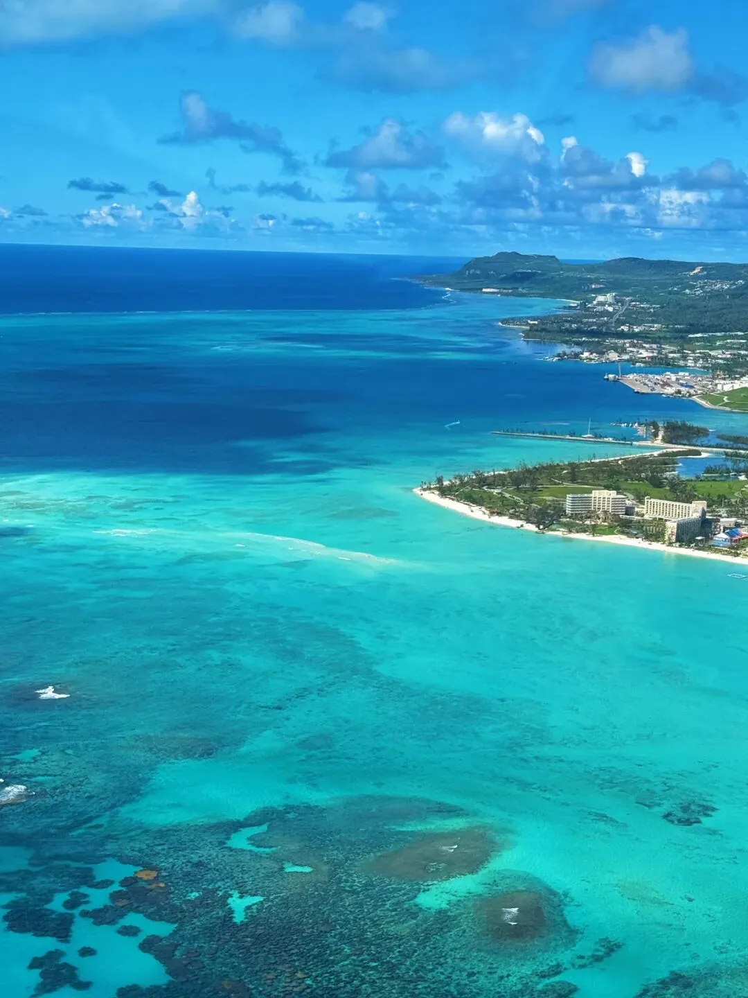 分界洲岛最全旅游攻略|海南最干净果冻海!潜水、拍照、亲子全包保姆