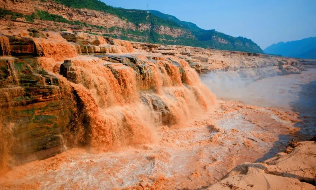 山西临汾旅游攻略:别的地方是“诗与远方”,我这是“土与沧桑”,但真香!解锁黄土高原上的宝藏新地标!