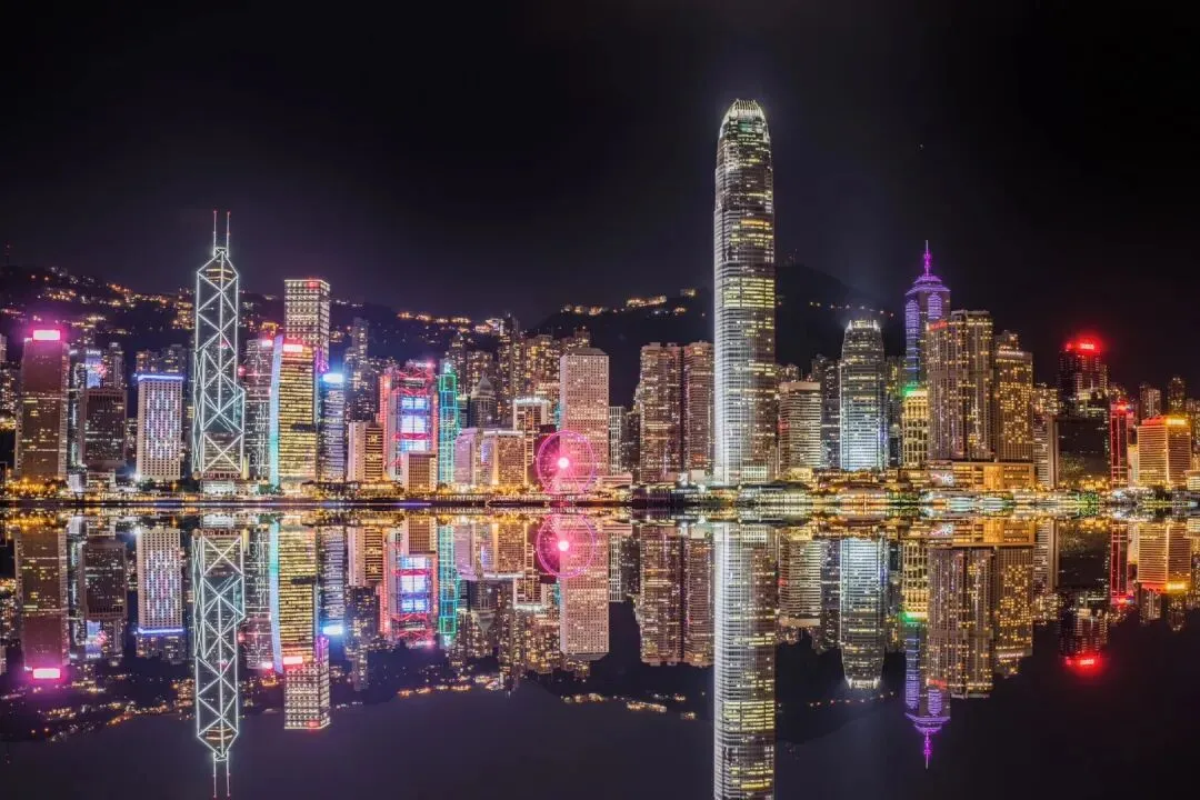 香港保姆级旅游攻略 |奔赴维港霓虹,逛吃港风老城不踩坑!