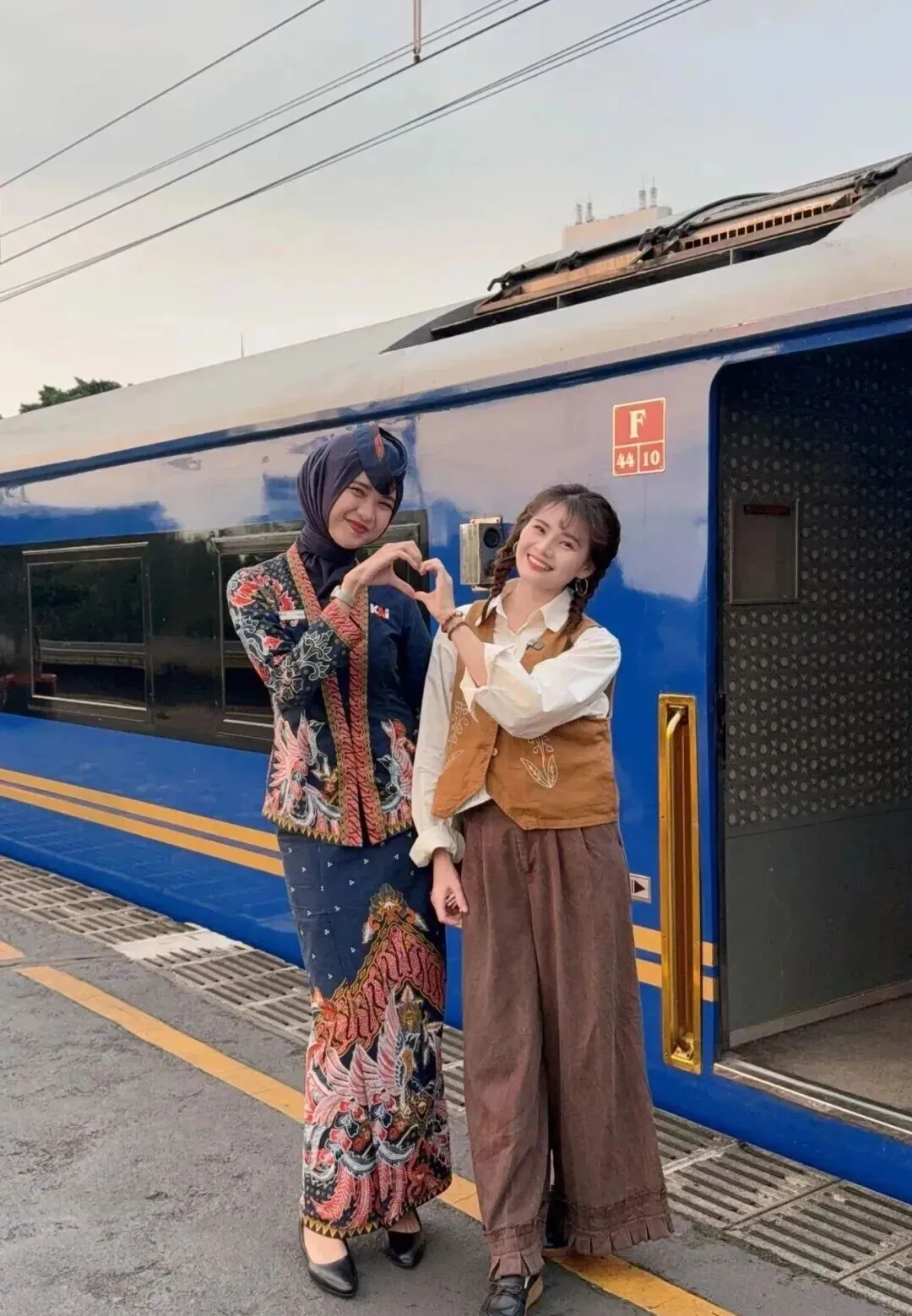 旅游指南 | 这哪是火车,简直是移动的五星级酒店