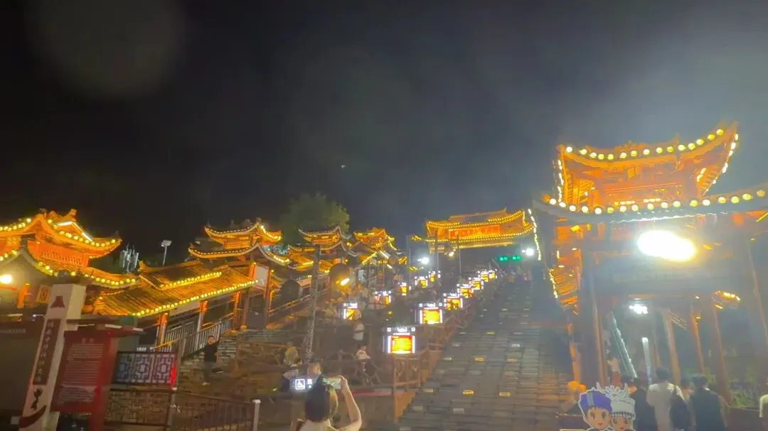 刚从贵州回来,这哪是旅游分明是“花钱买罪受”!30+宝妈请收好这份保命避坑指南(附免票)
