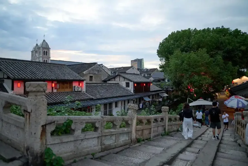 夏末秋初江西旅行攻略|匡庐听雾,鄱湖观澜