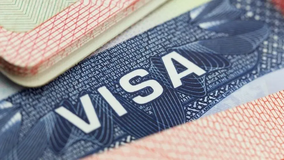 2026美国旅游签最新攻略!夫妻能一起面签吗?续签免面谈?一次讲清!